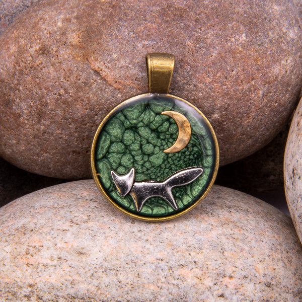 Handcrafted Bespoke Forest Fox Pendant; set in Bronze Effect metal bezel.| Jabbawocky Crafts (jabbawockycrafts.co.uk)